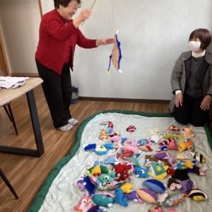 夏ボラさんと作った布おもちゃ「魚つり」が完成しました♪ イメージ